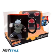 NARUTO SHIPPUDEN - Ajándék szett - Hőre változó bögre 460 ml + alátét - Akatsuki