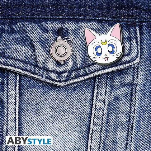 Sailor Moon kitűző 